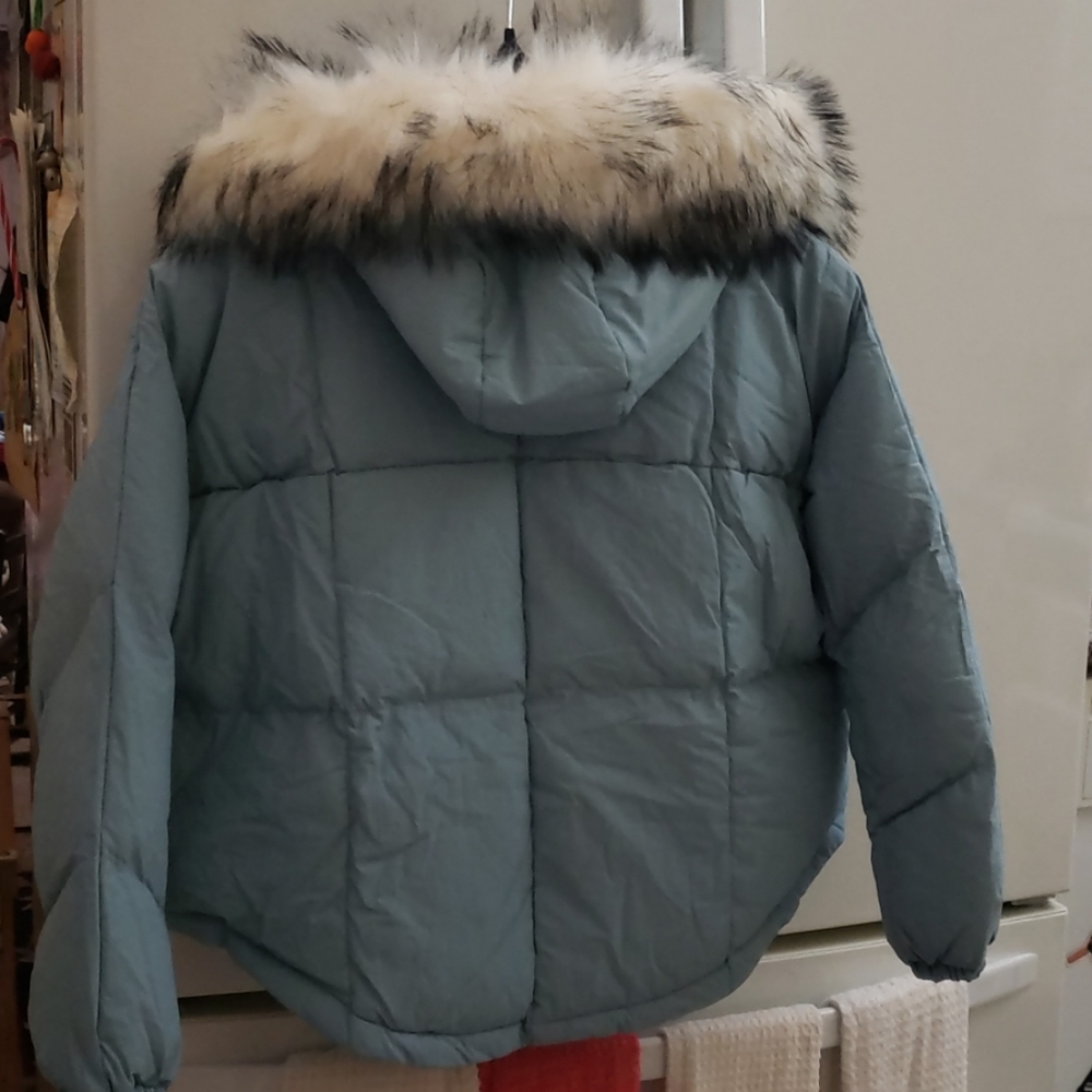 Jacket - Picture 3 of 4